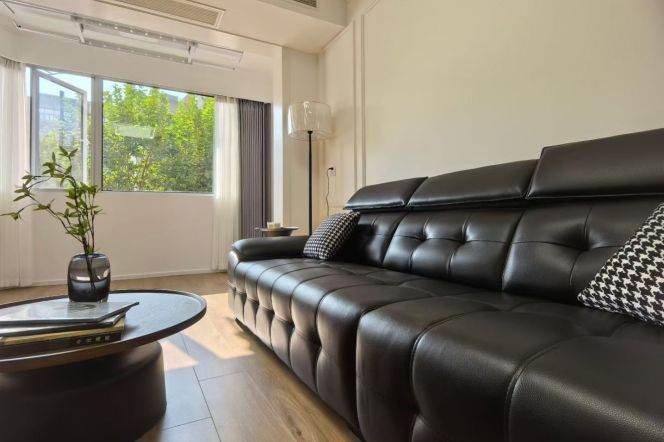 zhongshan park station one bedroom