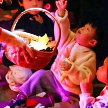 The Dance of Falling Leaves 