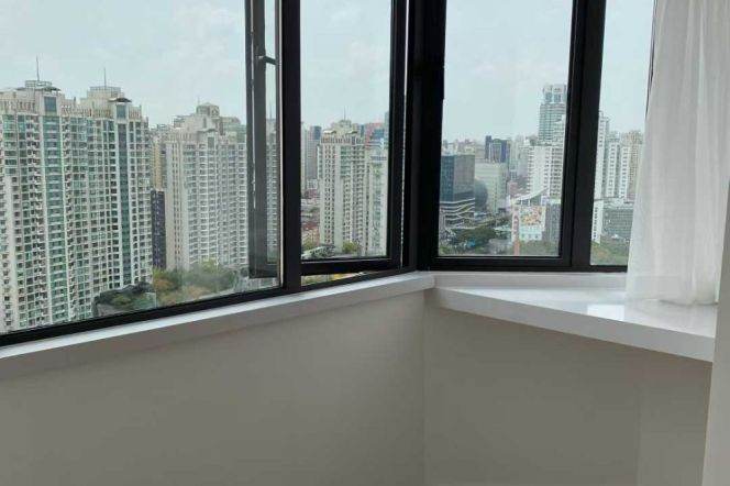  Renovated 1br high-rise nr Zhaojiabang Rd L7/9