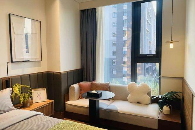 1Studio near ECNU, SIT, Jiao'tong and Shanghai Normal Uni can long and short lease