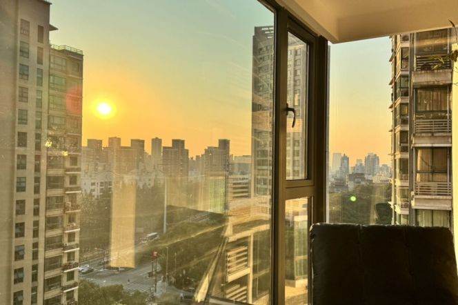 Great sunshine 2Br | Xincun rd L7 Putuo | 13F elevator | Central AC + floor heating