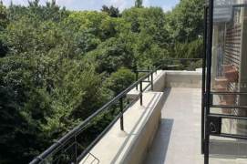 Green Views Large 2BR Lance house with terrace