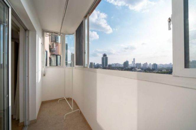 3 br chic Apt&elevator&Oven&balcony/Good view near iapm 14K