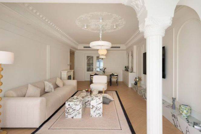 brand new super modern 2brs floor heating modern furniture in top 3 compound Xintiandi