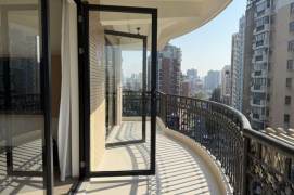 Big balcony 2BR 1BA /  Spacious / Modern/ Quiet /Good view/ elevator