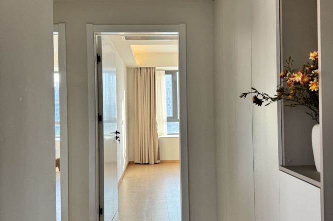 Newly renovated 3Br-2bathr | Xincun rd metro L7 | Central AC 13K