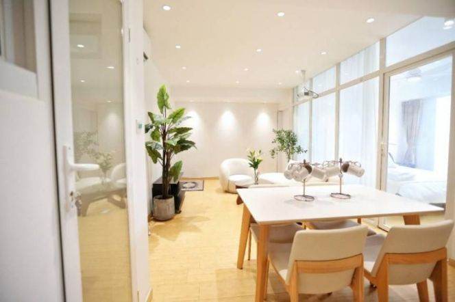 3 br chic Apt&elevator&Oven&balcony/Good view near iapm 14K