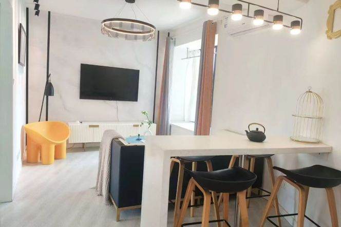 Zhongtan rd elevator 1BR apartment