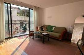 Jing'an temple 1BR apartment with balcony                                     