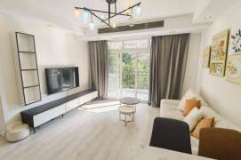 Good  price 2 br with big balcony in XuJiaHui ,4 mins walking to  L 1/4 shanghai indoor stadium St.