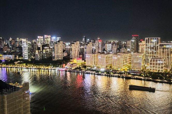 beautiful big 2brs floor heating nice river view beside Huang pu river 