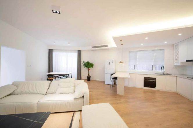 Cozy and modern designed 3br apt