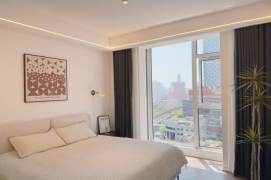 Zhongshan Park, Longzhimeng, Raffles City, 3-bedroom apartment in zero distance，L 2-4