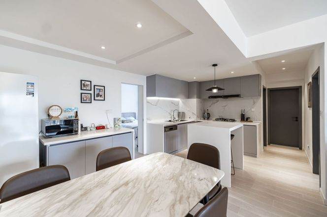 South Shaanxi Rd metro/3br2bt/central AC/floor heat/oven/dishwasher