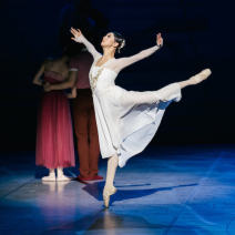 The Love Bridge by Suzhou Ballet Theatre