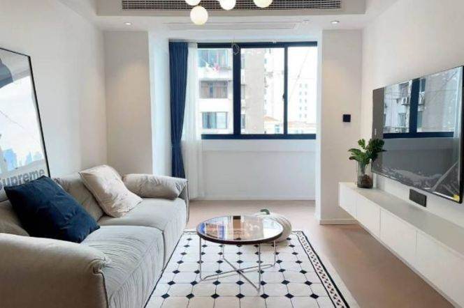 1 br newly renovated 78 sqm Apt&Central AC&Oven/Zhongshan Park 9K