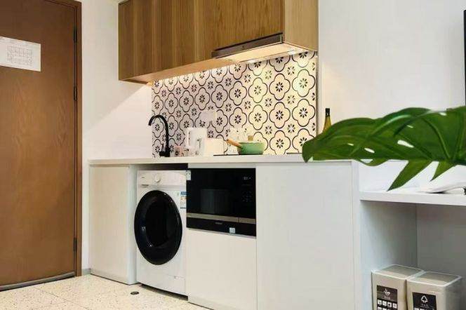 1Studio convenient to Jiao'tong and Dong'hua Uni by line 3/11/12 can long and short lease