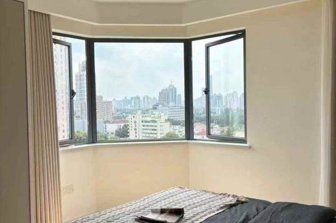 Jing'an Temple/South Shaanxi Rd metro/2br2bt/central AC/floor heat/oven