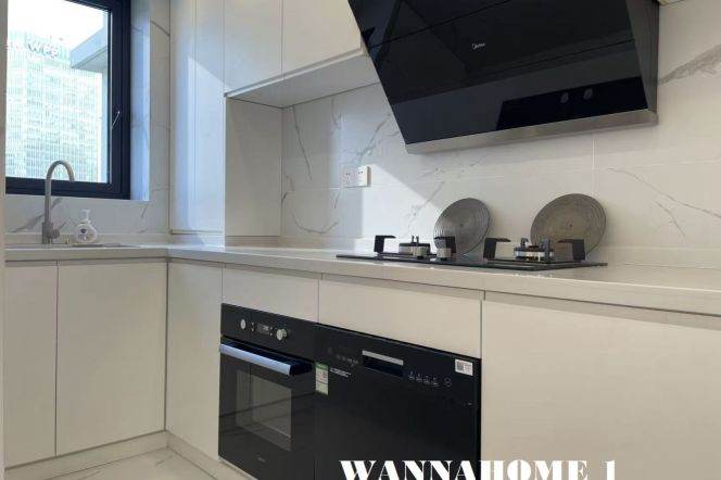 Open Balcony+Spacious&Bright 2Bdrs 2Baths+Nice SuZhou Creek View+Han Zhong Rd Metro+Great Compound