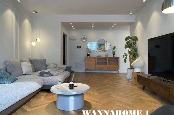 Open Balcony+Spacious&Bright 2Bdrs 2Baths+Nice SuZhou Creek View+Han Zhong Rd Metro+Great Compound