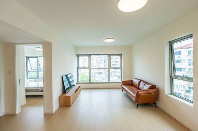 Jing'an Temple/Changping Rd metro/2br2bt/central AC/floor heat/dishwasher/free club/tennis court