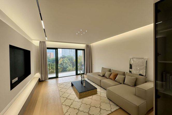 modern 3brs floor heating open balcony big open kitchen in Lujiazui Huang pu river line 2,9,14