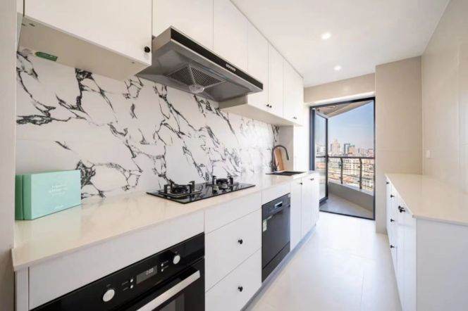 modern 3brs floor heating open balcony nice view near Yuyuan garden The Bund 