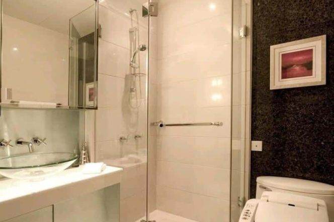 Grand Gateway 2br serviced apt in Xujiahui nr L1,9,11