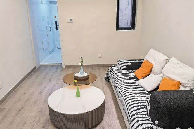 Modern 2Brs/1Lr/1Bt apt nr Zhongshan park,M2/3/4/11