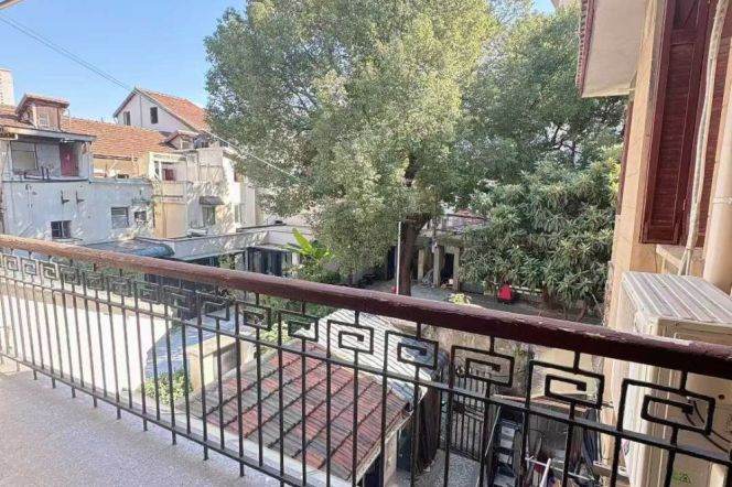 Bright 2br old apt with Balcony nr South Shaanxi Rd&IAPM