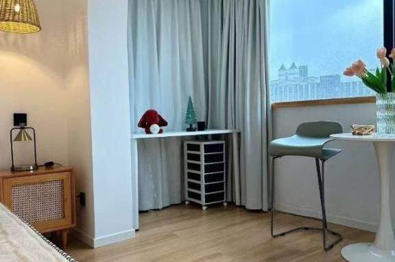 2 br modern high rise&floor heating&Oven&bathtub/Huangpu 15K