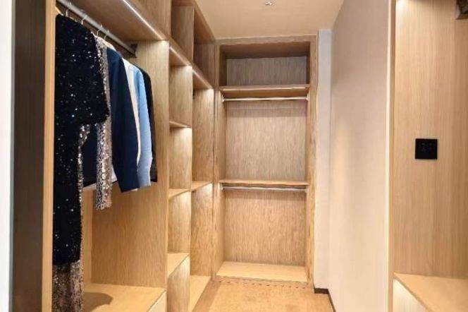 Brand-new luxury 1br serviced apt in Jing'an nr L3,4,8