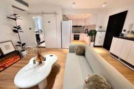 2 br modern high rise&floor heating&Oven&bathtub/Huangpu 15K