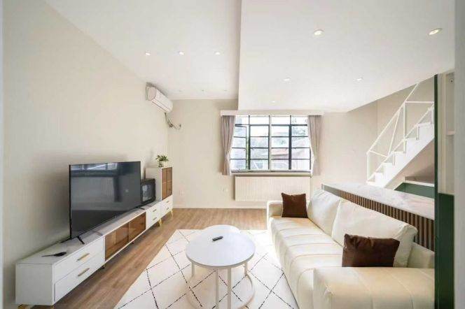 yueyang rd 2br2bath90sqm