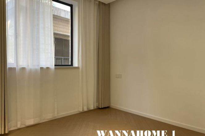New&Spacious&Bright 2Bdrs 1Bath Apt+L7 Chang Ping Rd+Large Closet+3F Walk Up