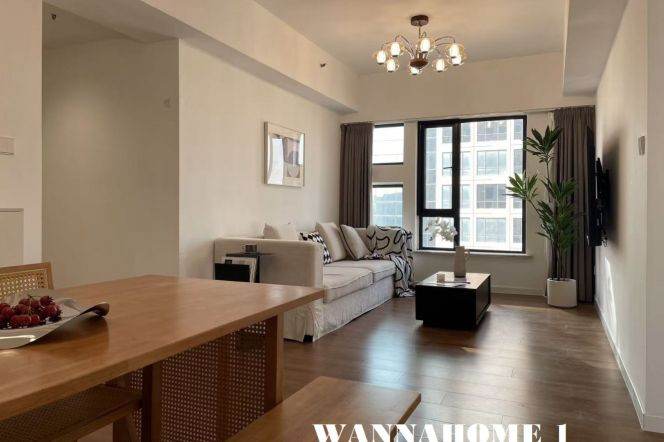Spacious&Bright 2Brs 1Bath Apt+Awesome View+L1/12/13 Han Zhong Rd+Great Building