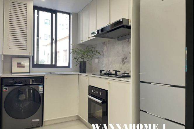 New&Spacious&Bright 2Bdrs 1Bath Apt+L7 Chang Ping Rd+Large Closet+3F Walk Up