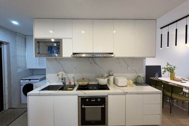 1+1 w. 20-sq.m Yard&Floor Heating Jiangsu Rd Station