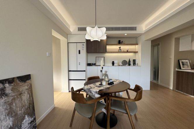 modern 3brs floor heating near Jing an temple only 17.3K