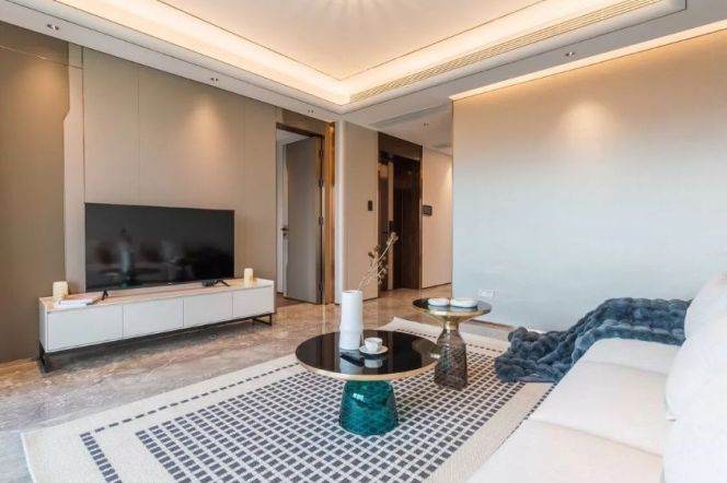 modern good quality 4brs floor heating open balcony in Gubei 36K