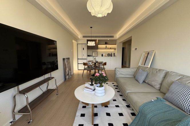 modern 3brs floor heating near Jing an temple only 17.3K