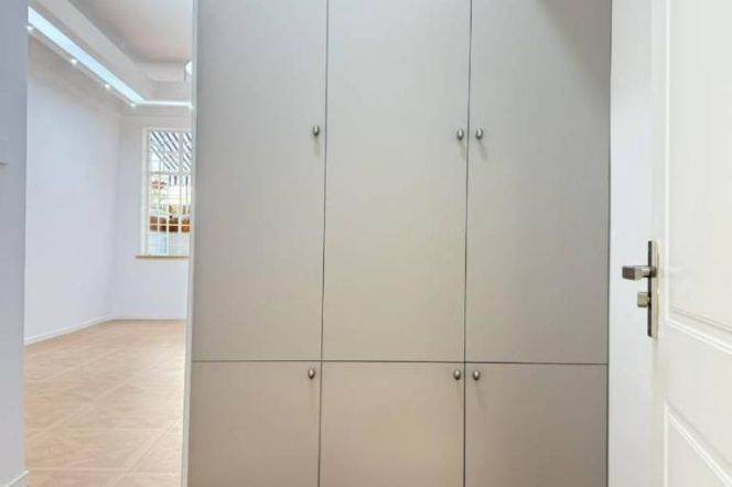 70 sqm newly renovated old house&private yard/Fumin rd for 9K