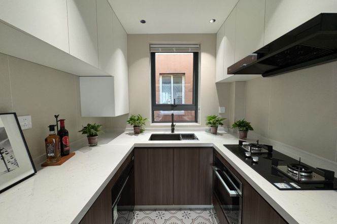 modern 3brs floor heating near Jing an temple only 17.3K