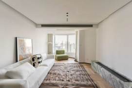 Xujiahui/4br2bt/central AC/floor heat/oven