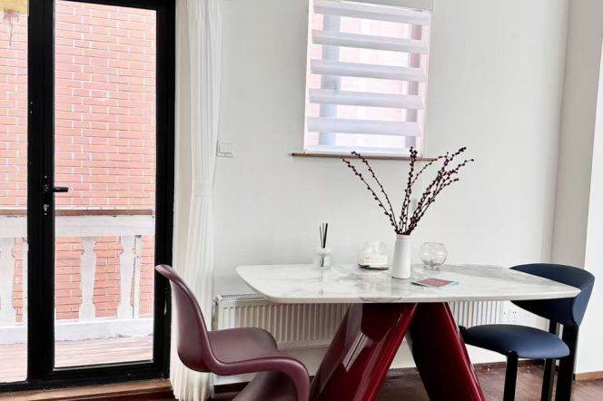 Good lighting 2brs with 3terraces near Xintiandi/IAPM