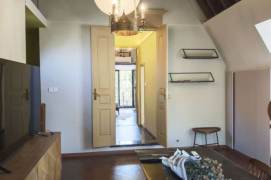 Exquisite 1BR 1LR / high ceiling / outdoor balcony / Changshu rd   