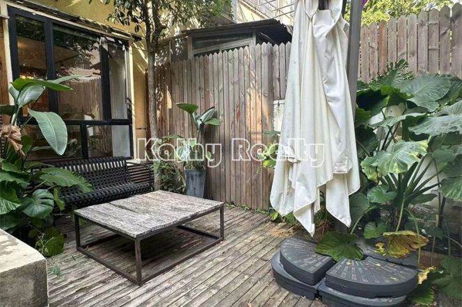 Private garden 2BR 2Bath Hengshan Rd 14.5k