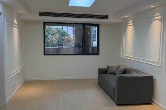  Renovated 2+1br with floor heating @Jing'an   L7/14