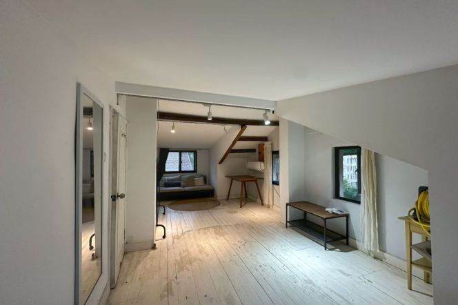 Good value@huge 4brs with terrace near Jiaotong University