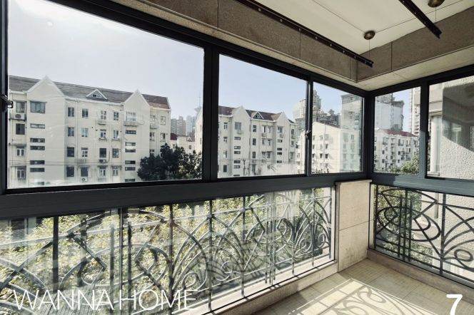 Garden Compound/Hongqiao+Gubei/Elevator/Balcony/Large Storages/Cozy3br2bt